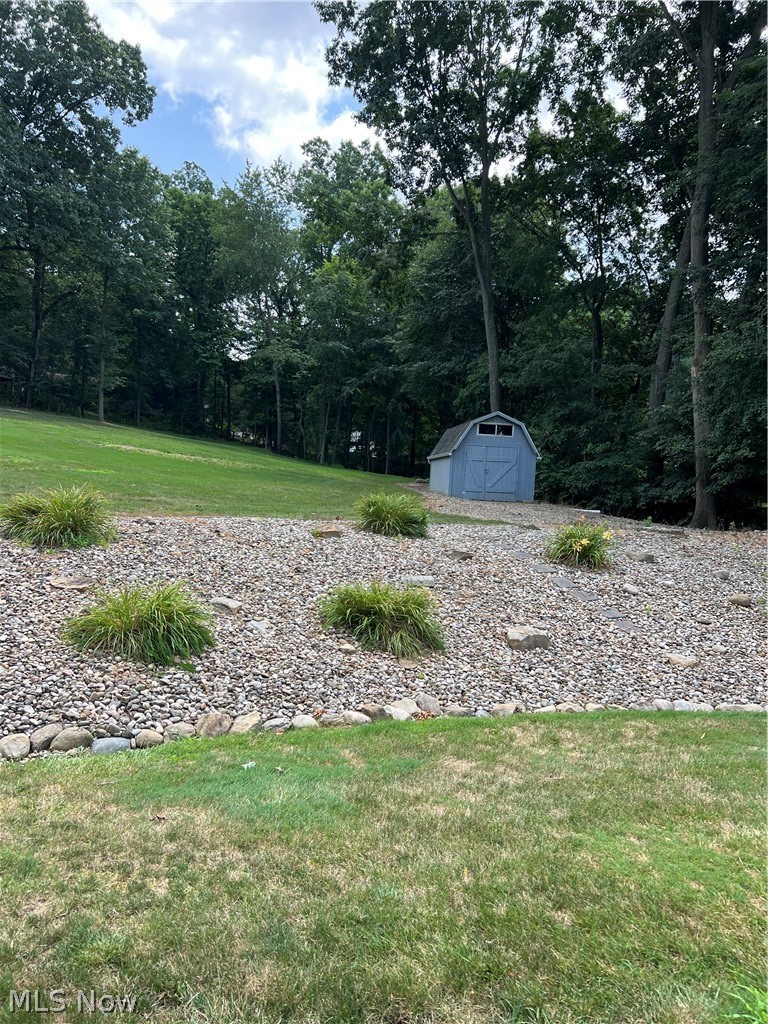 Crestview Drive Property Photo 1