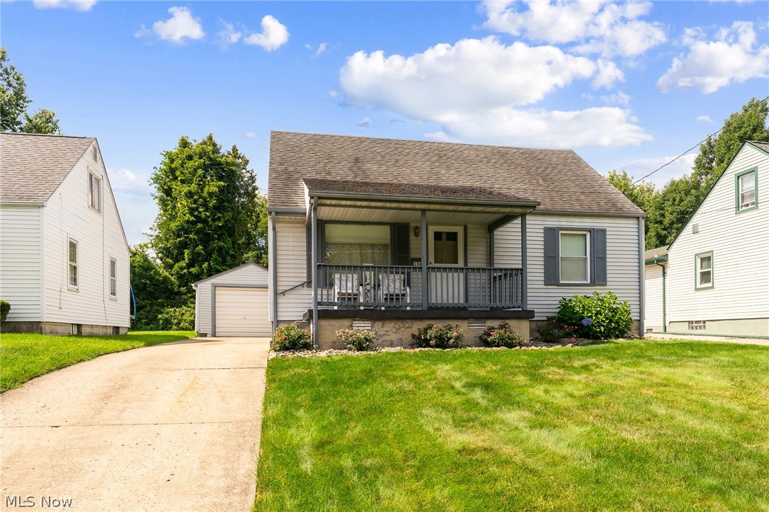 156 S Roanoke Avenue Property Photo 1