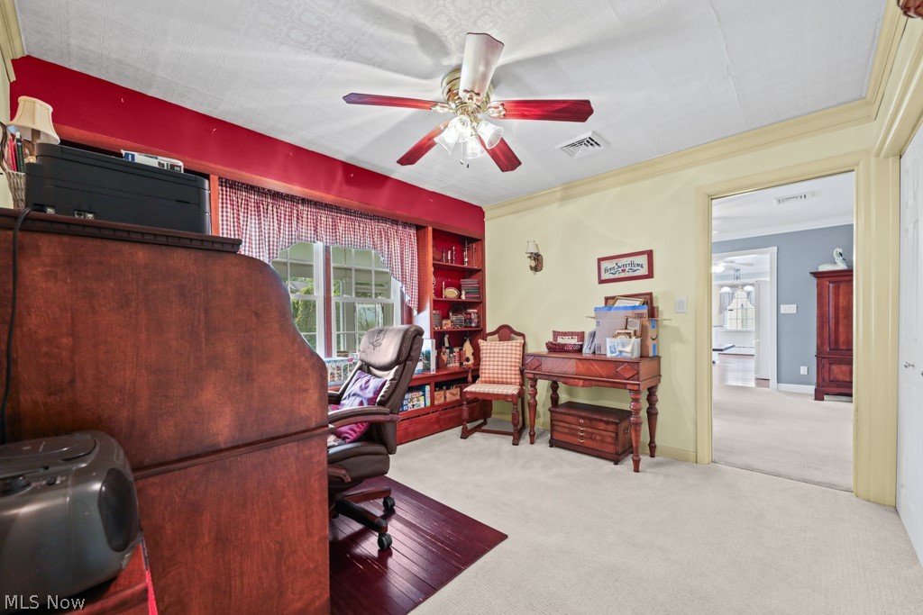 1000 Kingsway Street Property Photo 17