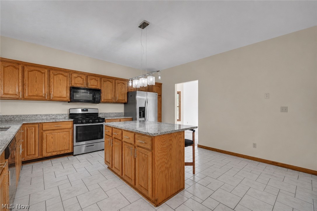 7358 Oakhill Road Property Photo 5