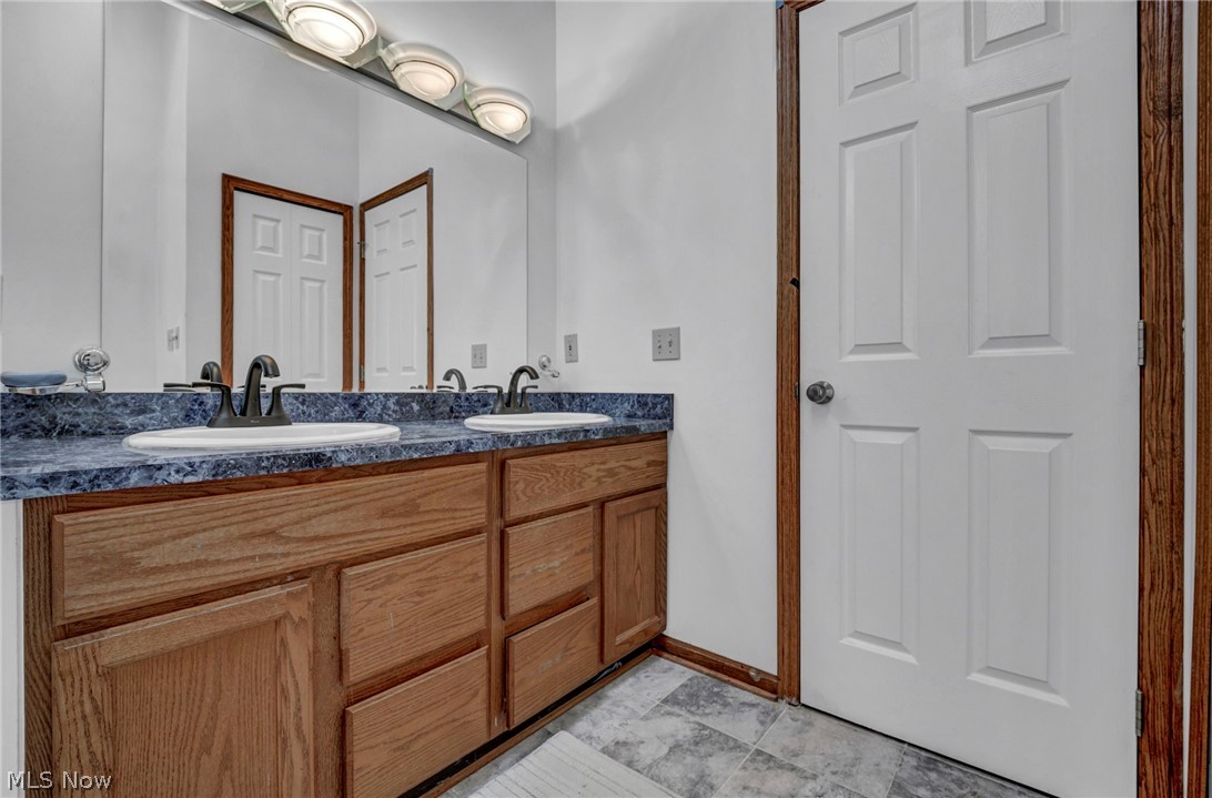 7358 Oakhill Road Property Photo 11
