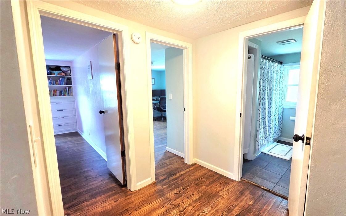 7907 Baumhart Road Property Photo 22