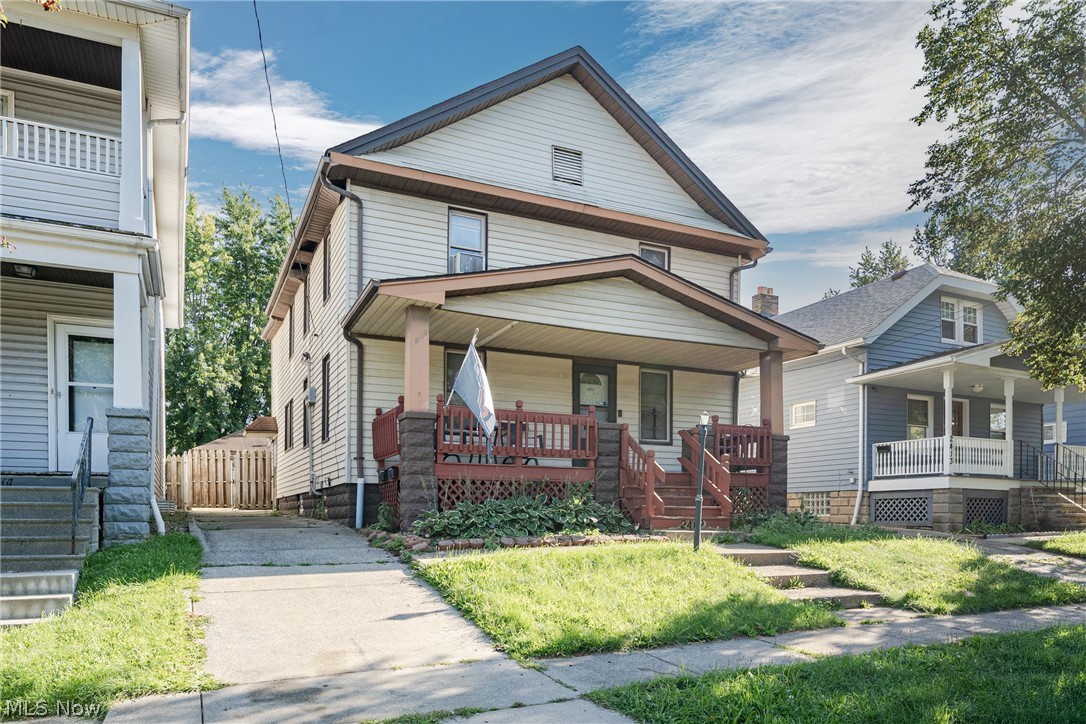 2409 Montclair Avenue Property Photo 1