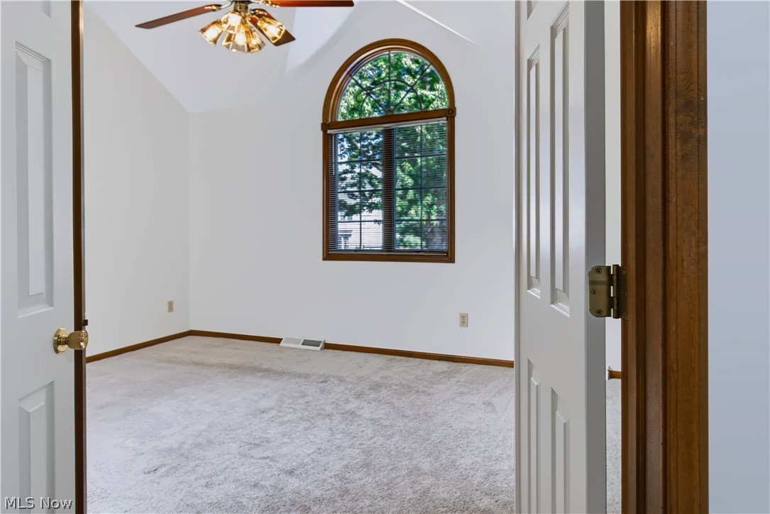 697 Cherry Valley Drive Property Photo 19
