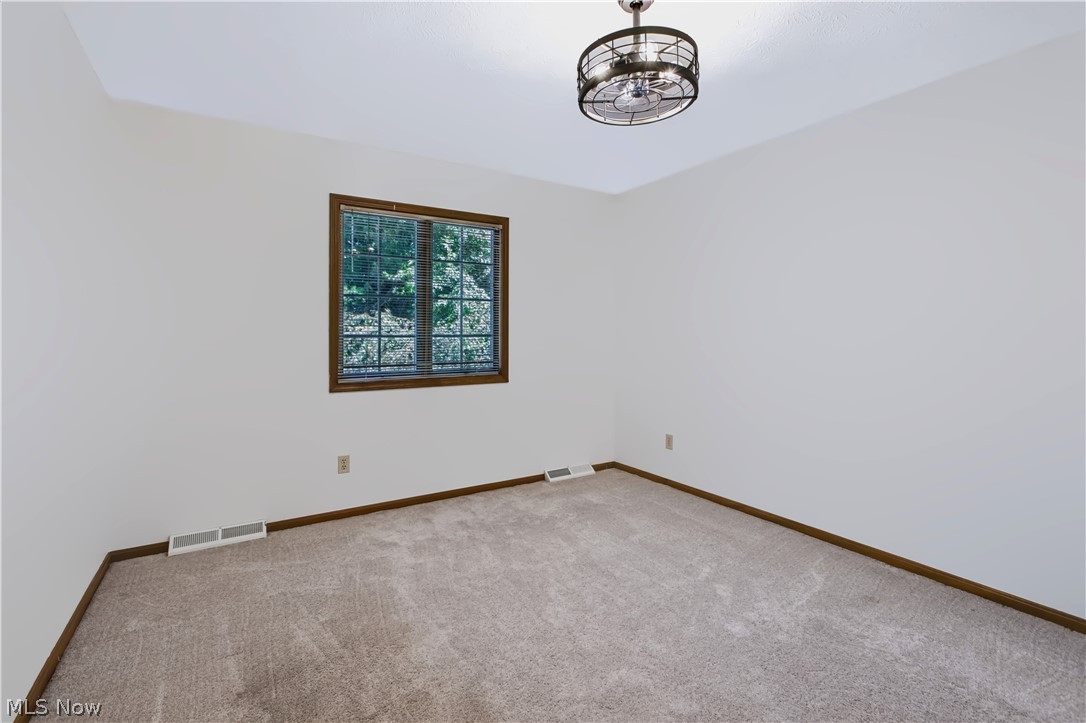 697 Cherry Valley Drive Property Photo 24
