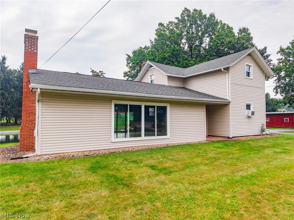 8716 Emerson Road Property Photo 4