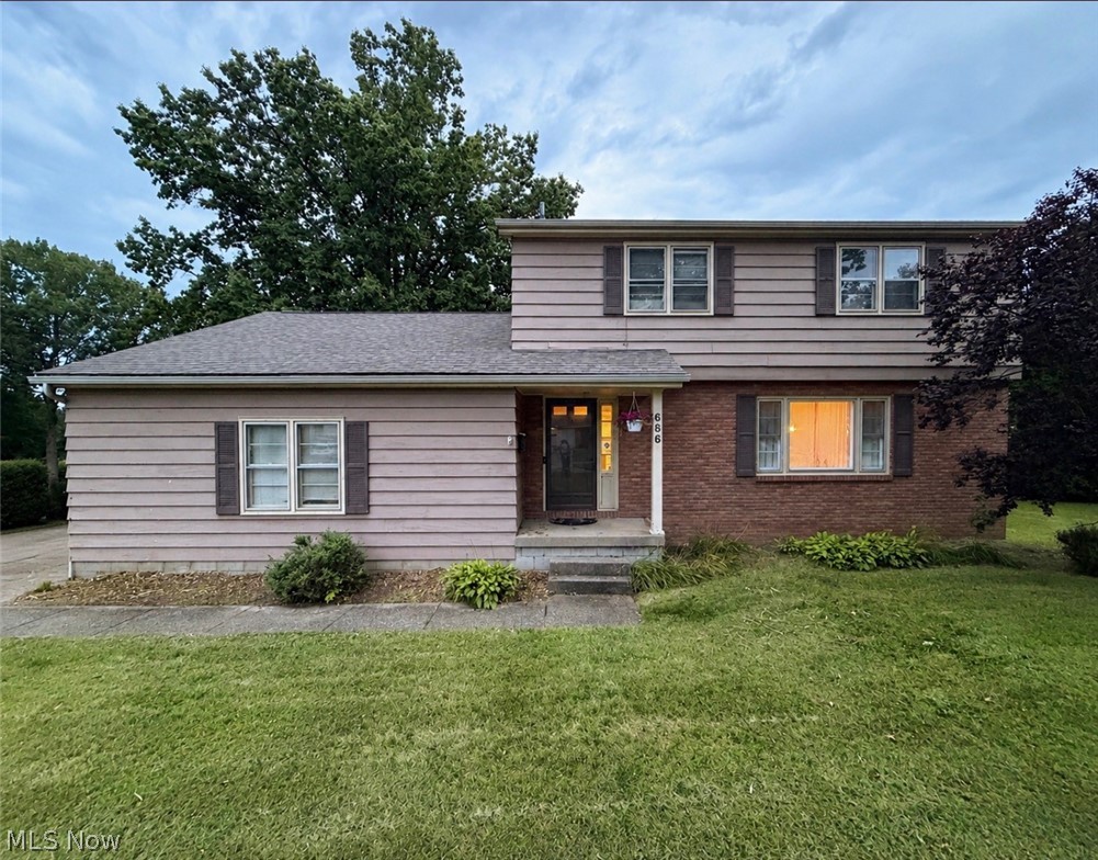 686 Forestridge Drive Property Photo 1