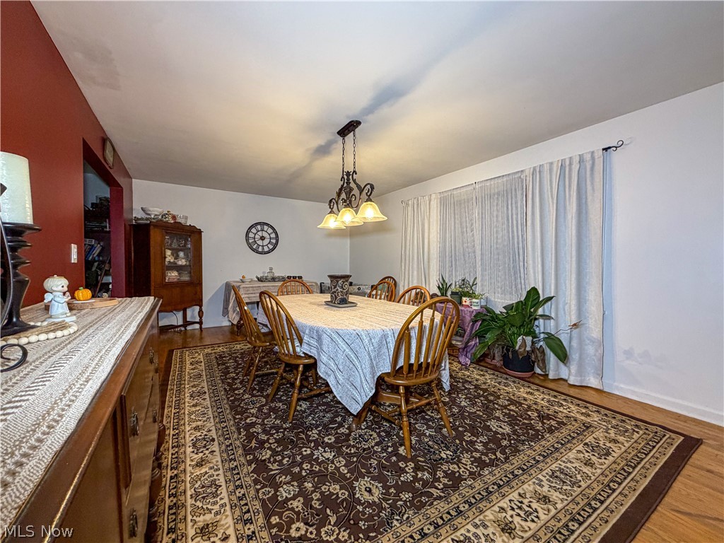 686 Forestridge Drive Property Photo 6