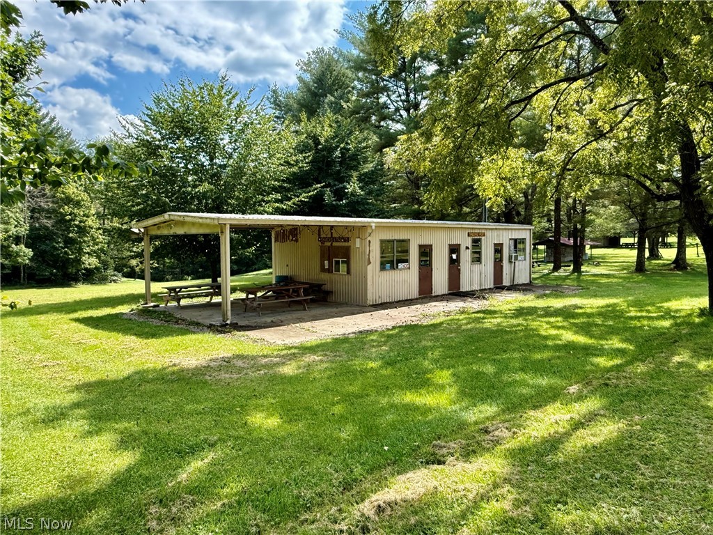 79601 Adams Road Property Photo 9