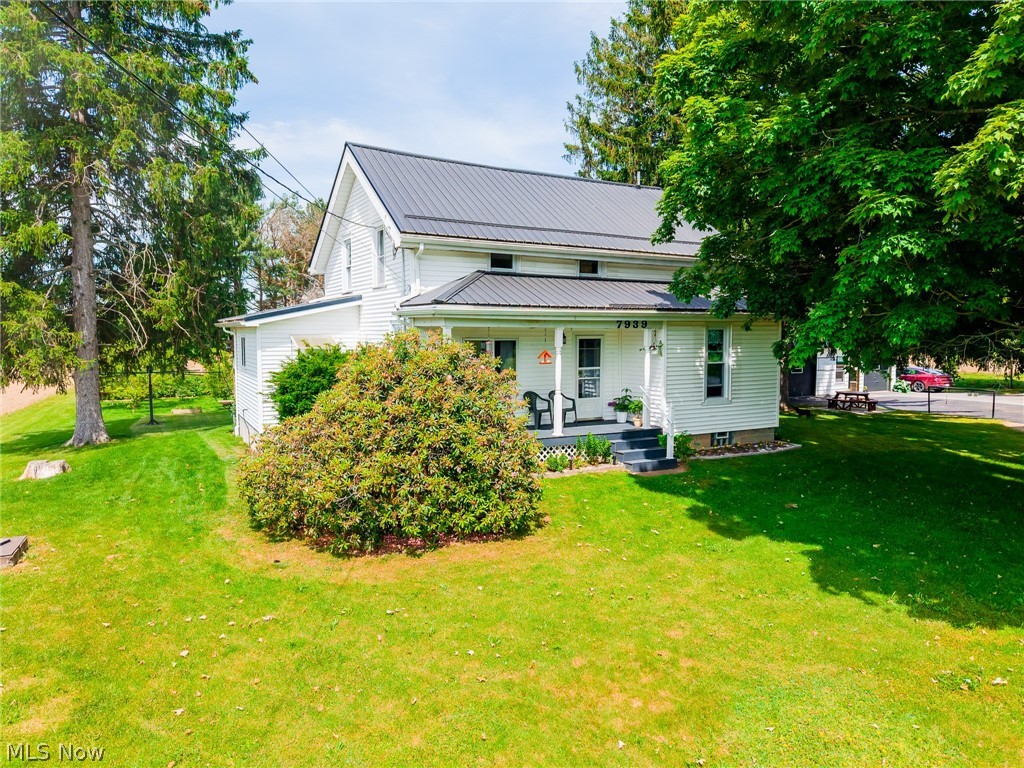 7939 Orangeville Kinsman Road Property Photo 1