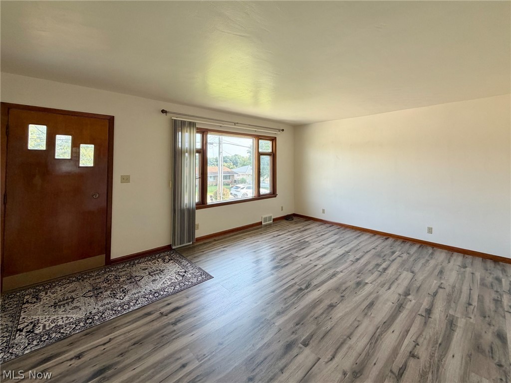 131 Beverly Lane Property Photo 5