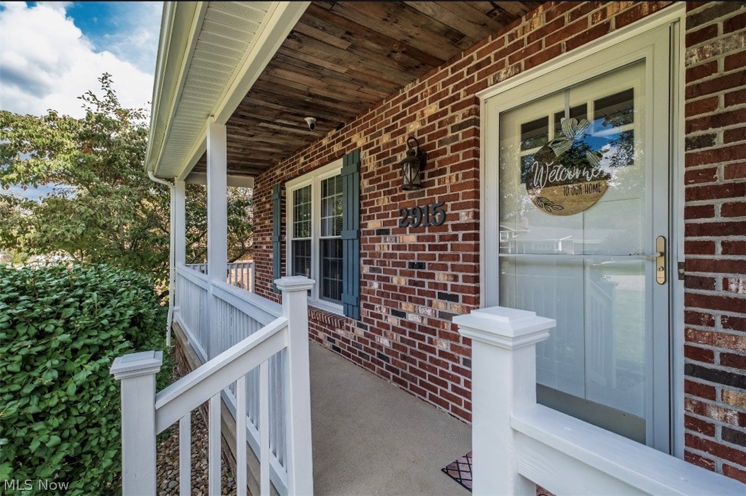 2915 Winrich Street Nw Property Photo 3