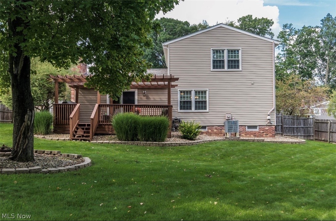 2915 Winrich Street Nw Property Photo 5