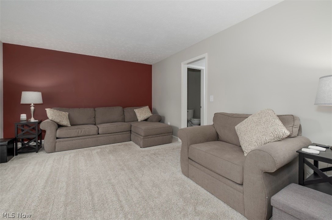 2915 Winrich Street Nw Property Photo 14