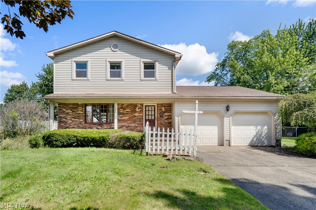 4474 Woodridge Drive Property Photo 1