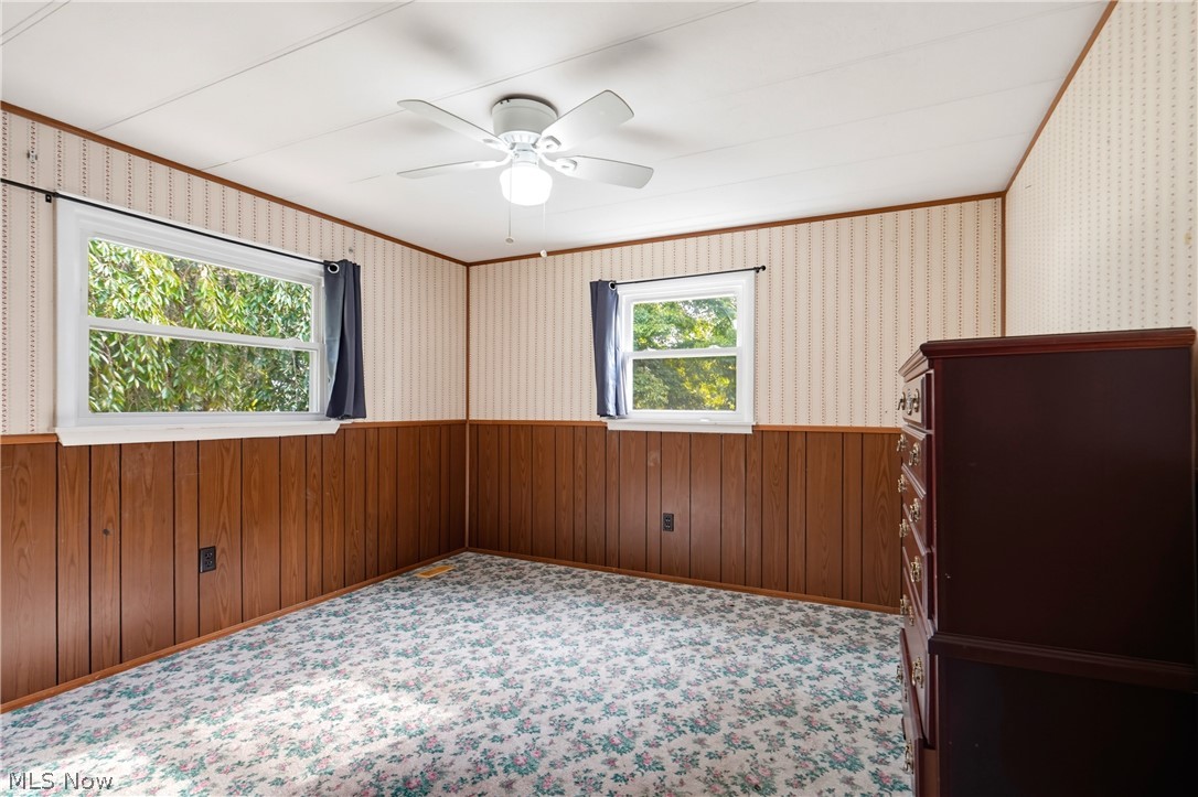 6240 Woodard Road Property Photo 10