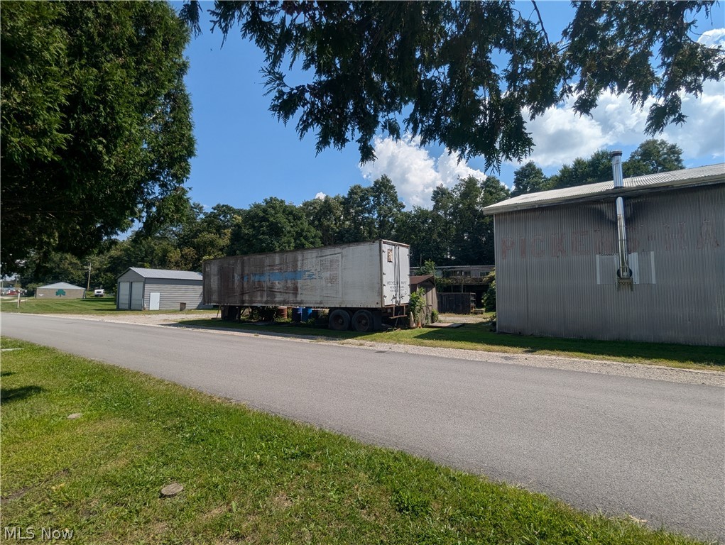 317 E Church Street Property Photo 4