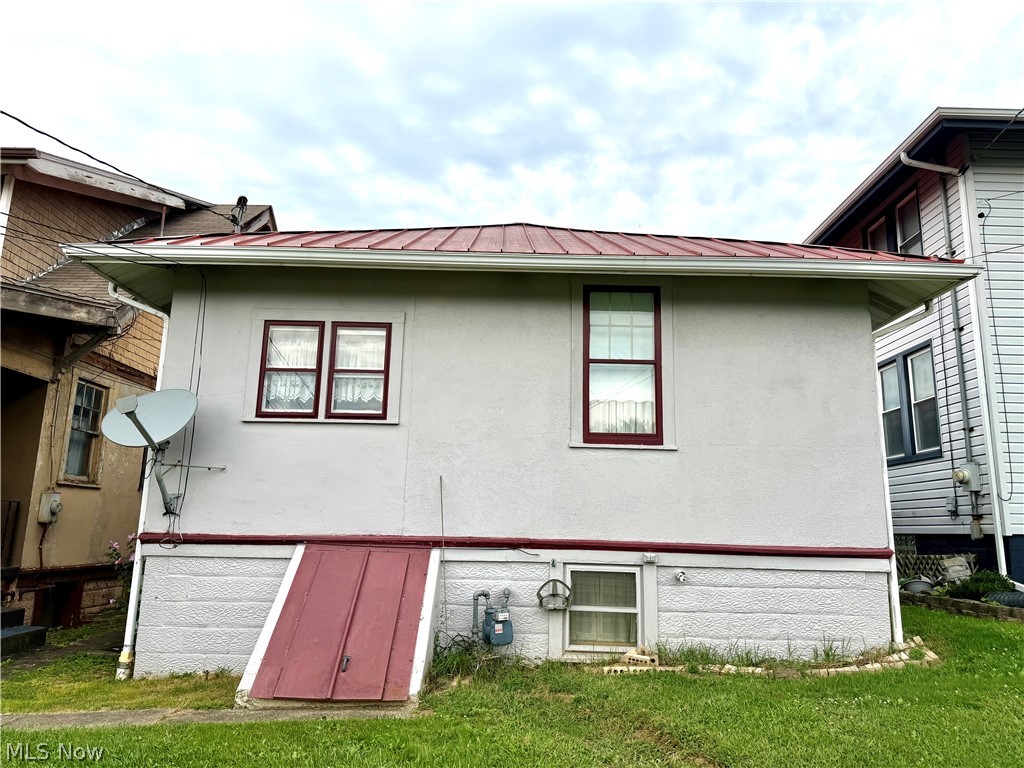 15 Second Street Property Photo 3