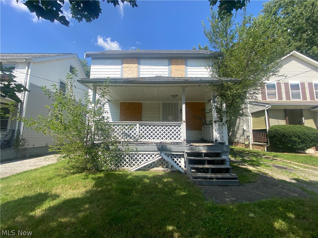 10609 Dove Avenue Property Photo 1