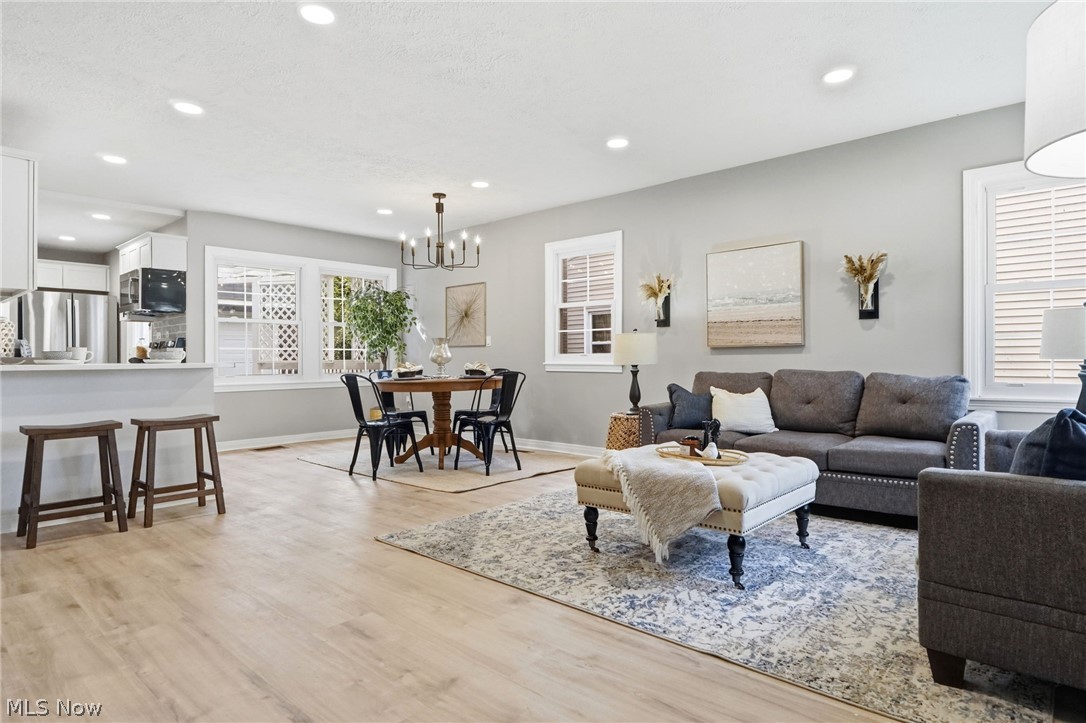 330 Inwood Boulevard Property Photo 4