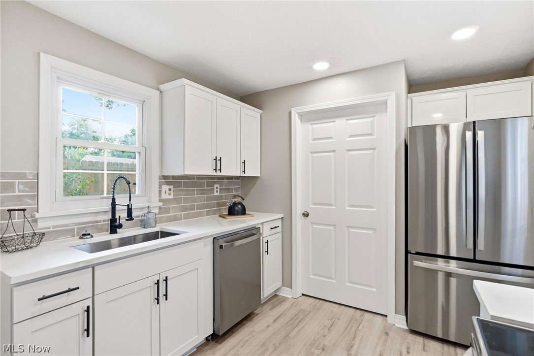 330 Inwood Boulevard Property Photo 15
