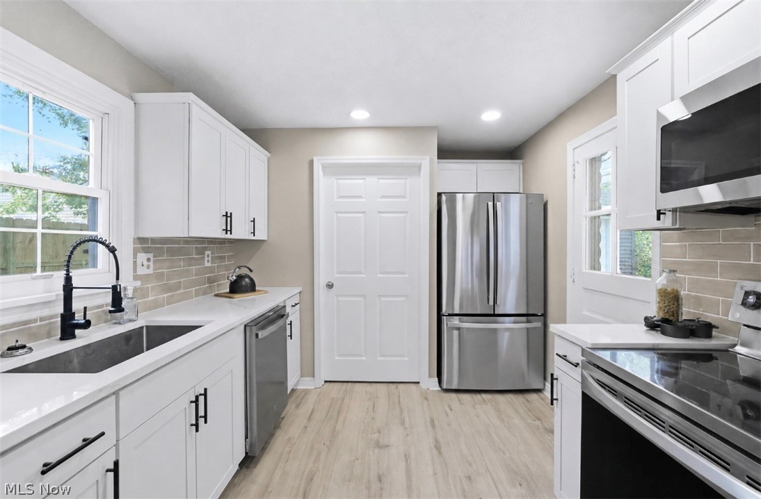 330 Inwood Boulevard Property Photo 17