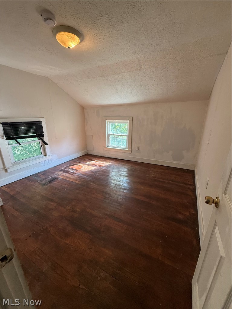 14113 Maple Avenue Property Photo 10