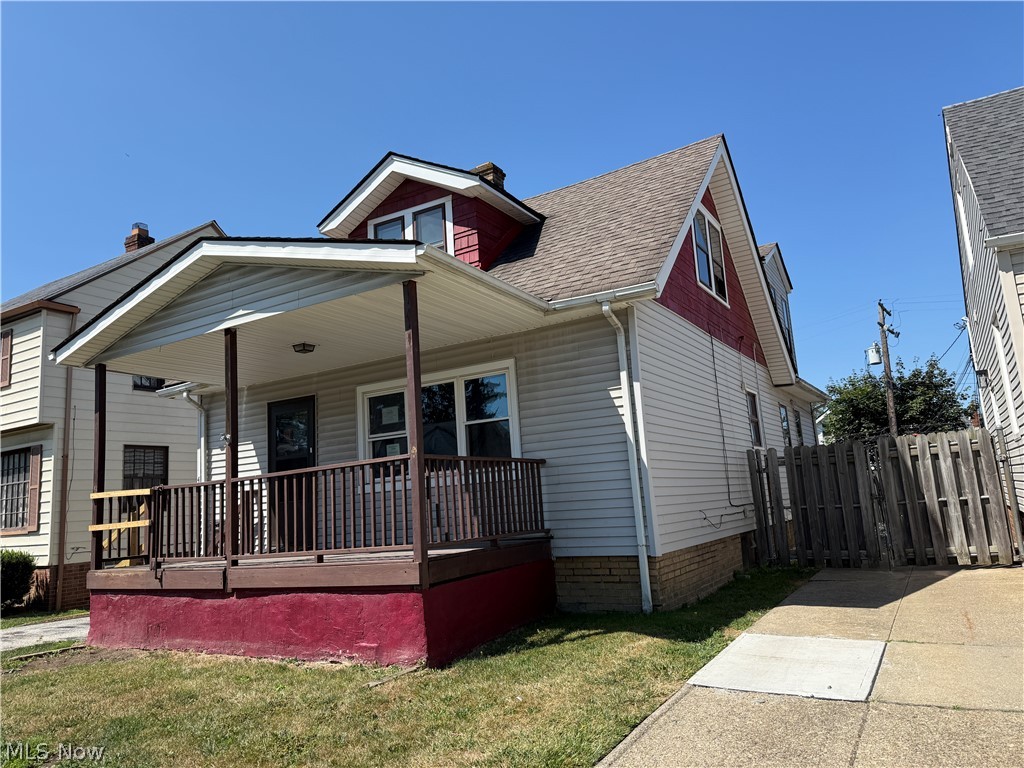 4752 E 88th Property Photo 2
