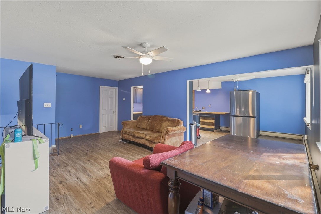 364 Wallace Drive Property Photo 4