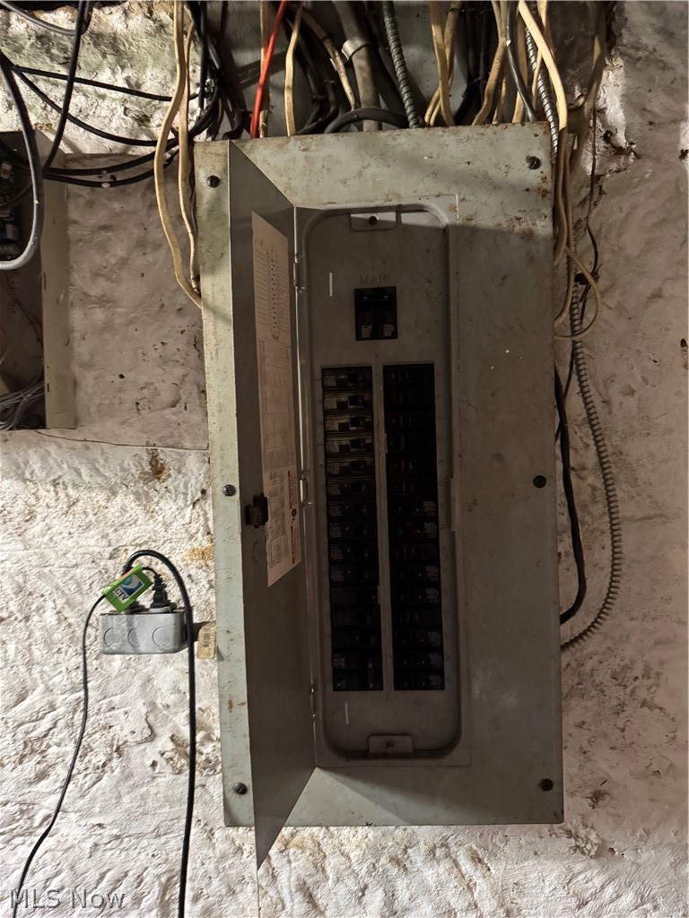 5241301 Property Photo 11