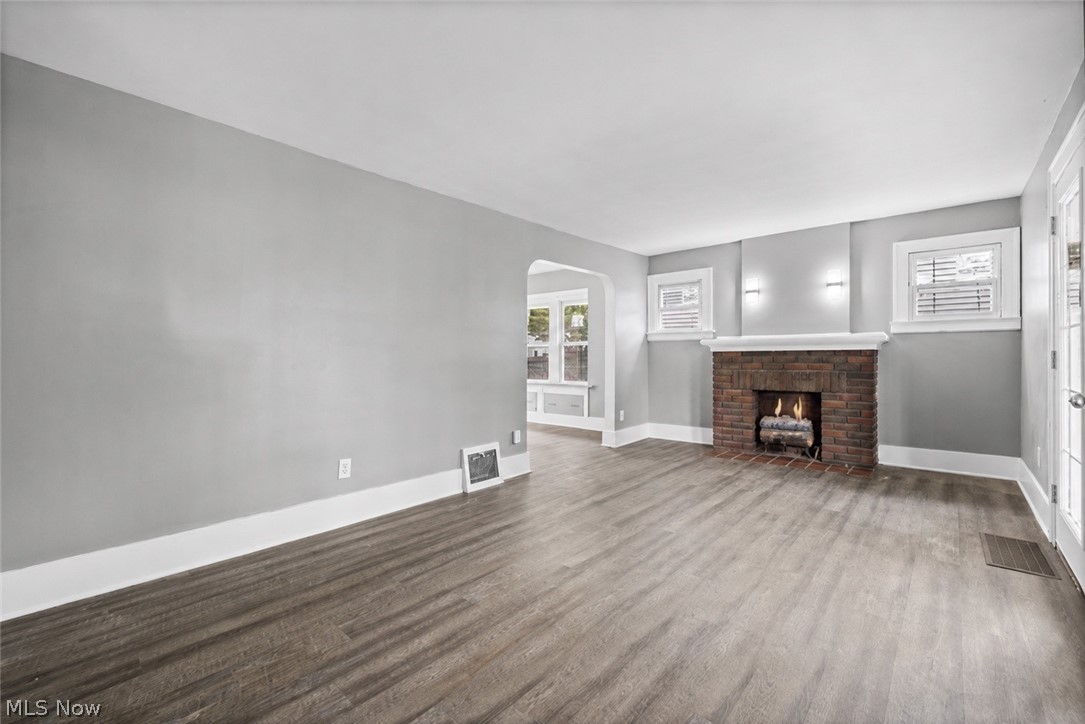 1172 Herberich Avenue Property Photo 3