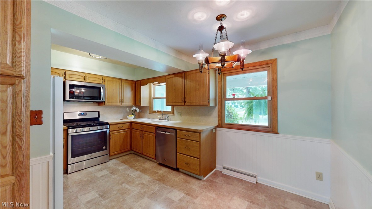 72 Meadow Lane Property Photo 6