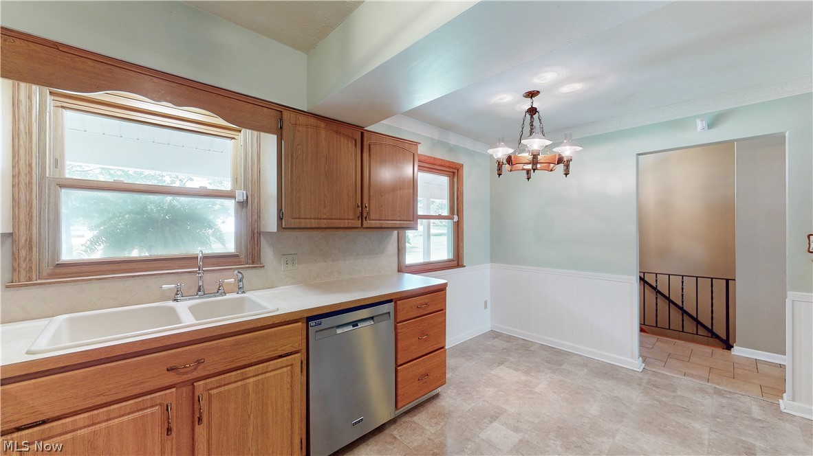 72 Meadow Lane Property Photo 8