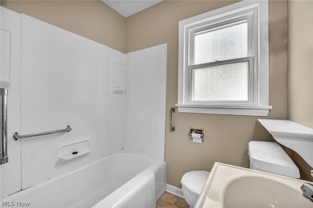 630 Barbara Avenue Property Photo 19
