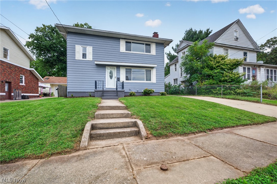 309 E Baird Avenue