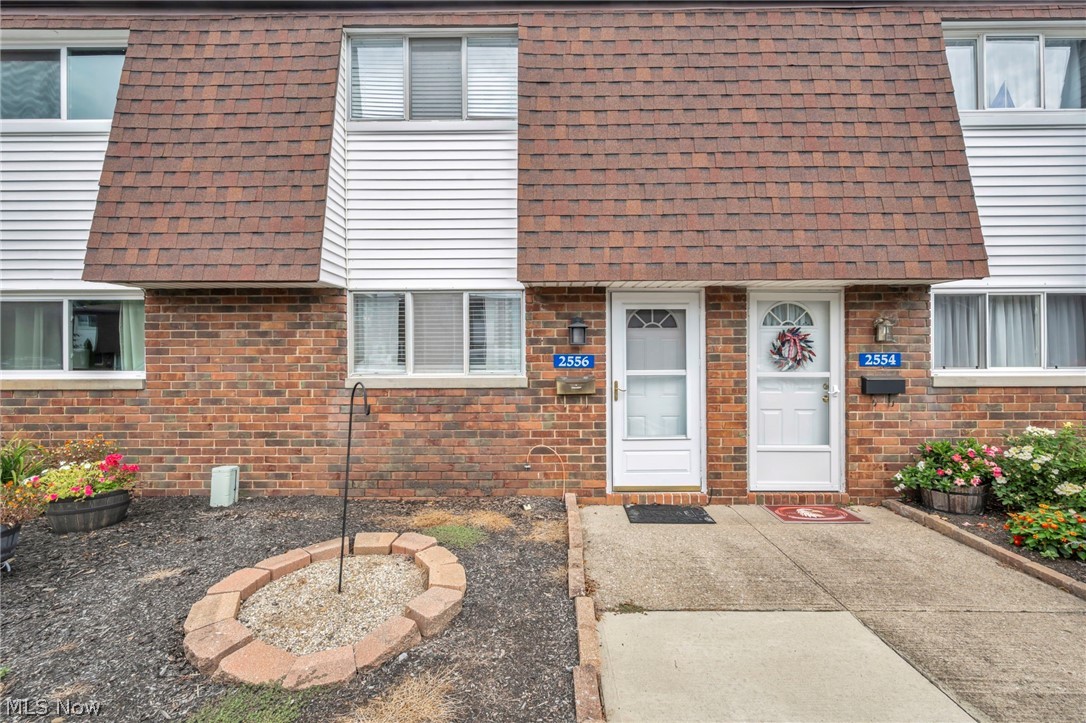 2556 Shakespeare Lane