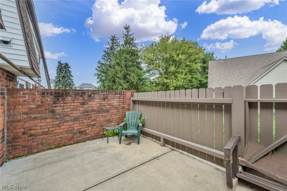 2556 Shakespeare Lane Property Photo 29