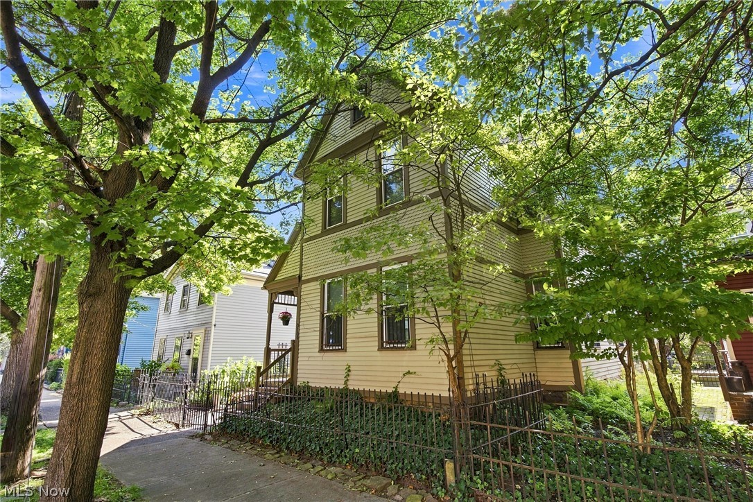 3109 Bridge Avenue