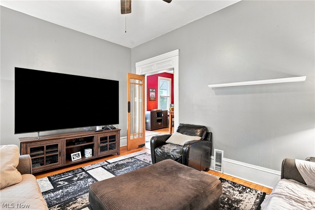 3109 Bridge Avenue Property Photo 4