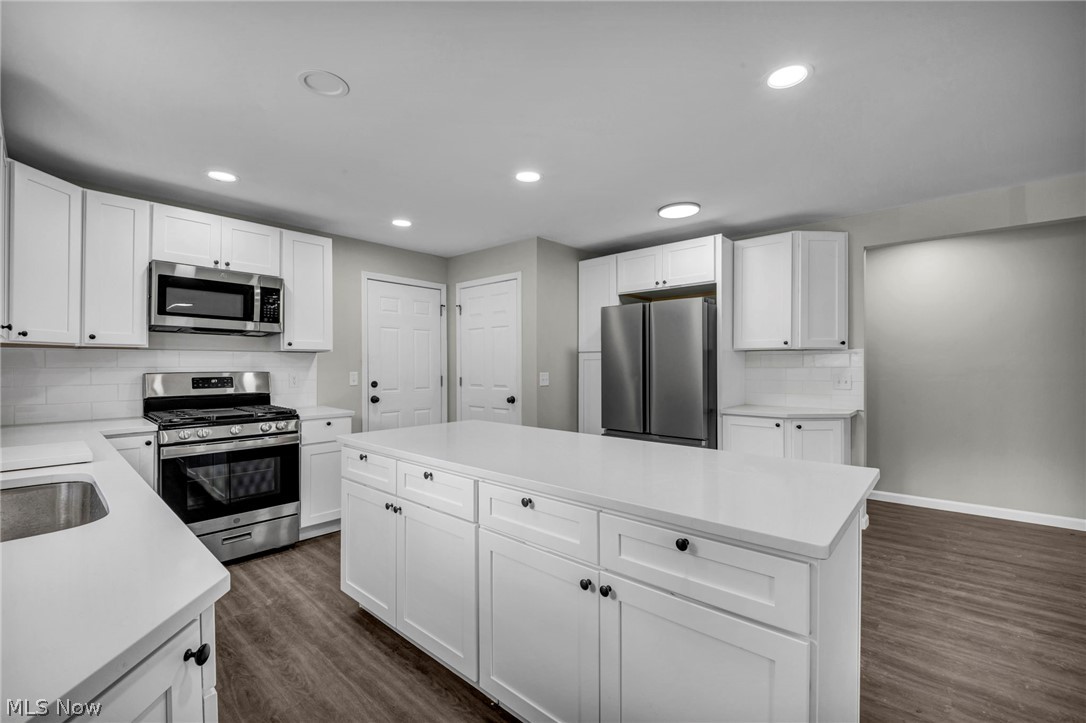 1190 East Boulevard Property Photo 7