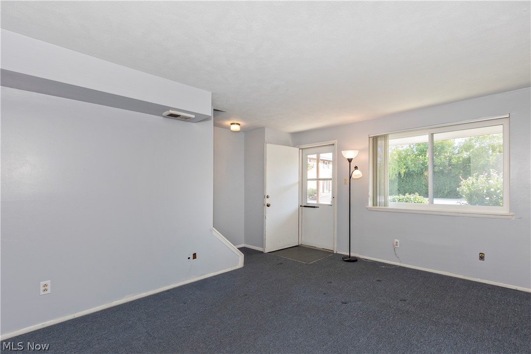 1574 Lee Terrace Drive Property Photo 7