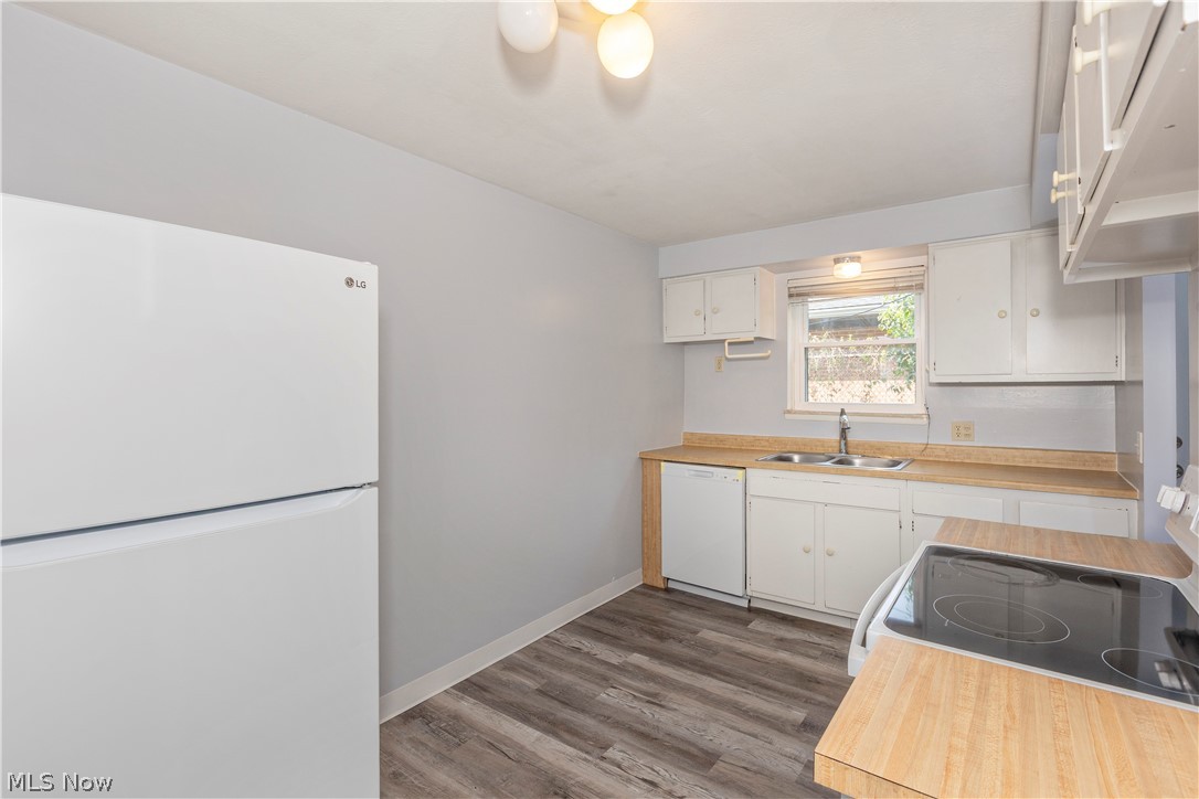 1574 Lee Terrace Drive Property Photo 10