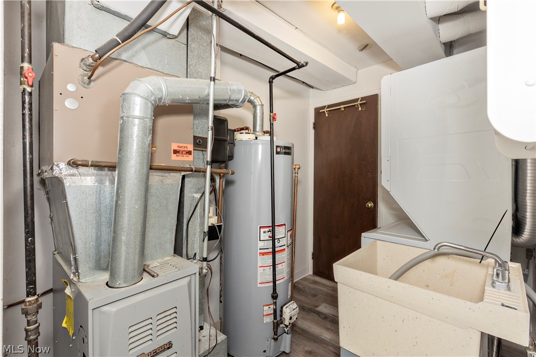 1574 Lee Terrace Drive Property Photo 16