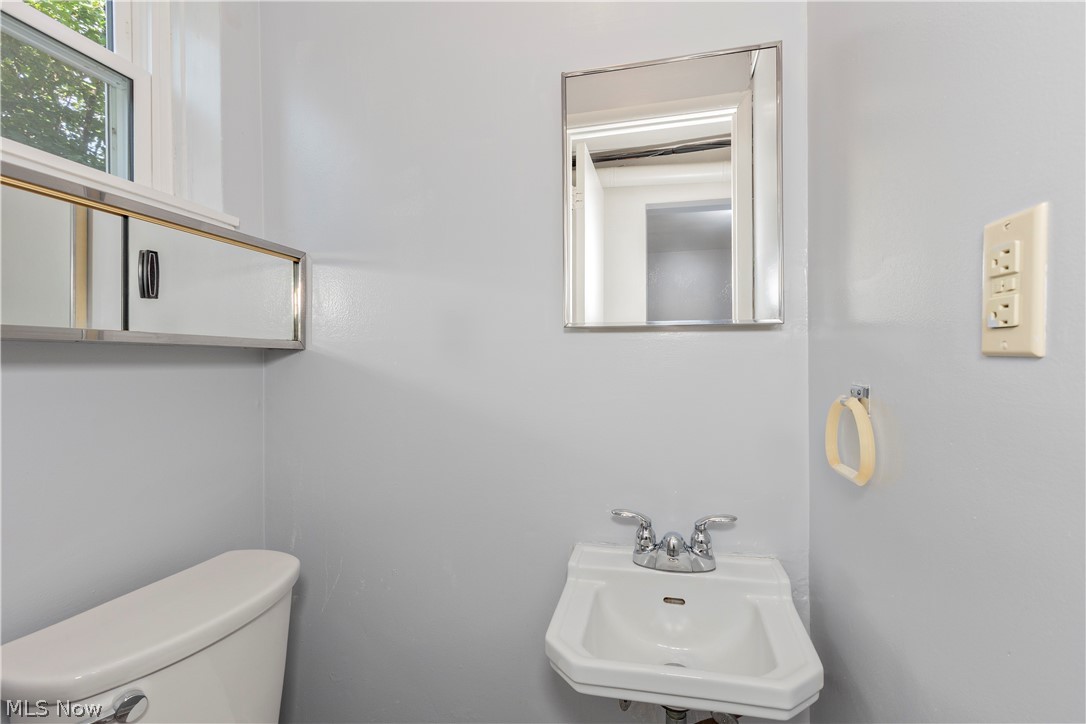 1574 Lee Terrace Drive Property Photo 17
