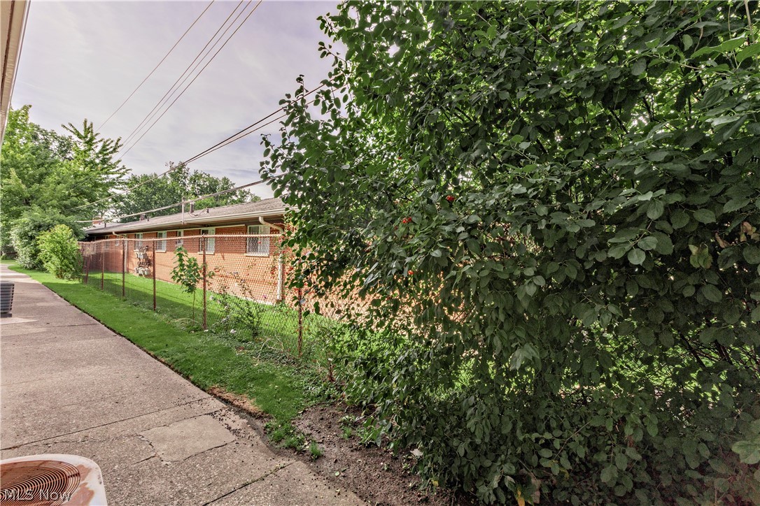 1574 Lee Terrace Drive Property Photo 29