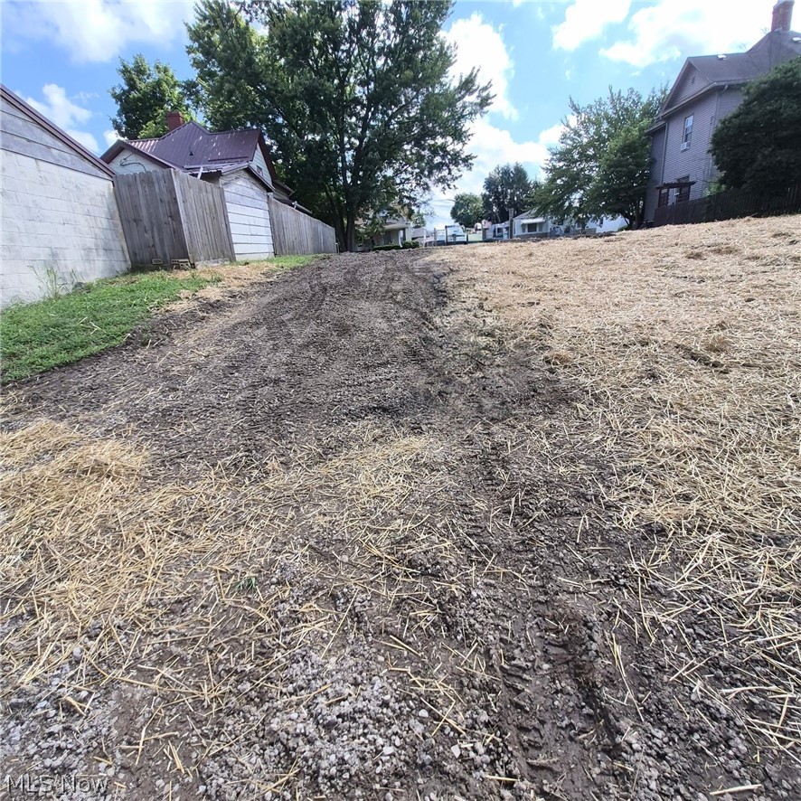 309 S 10th Property Photo 2