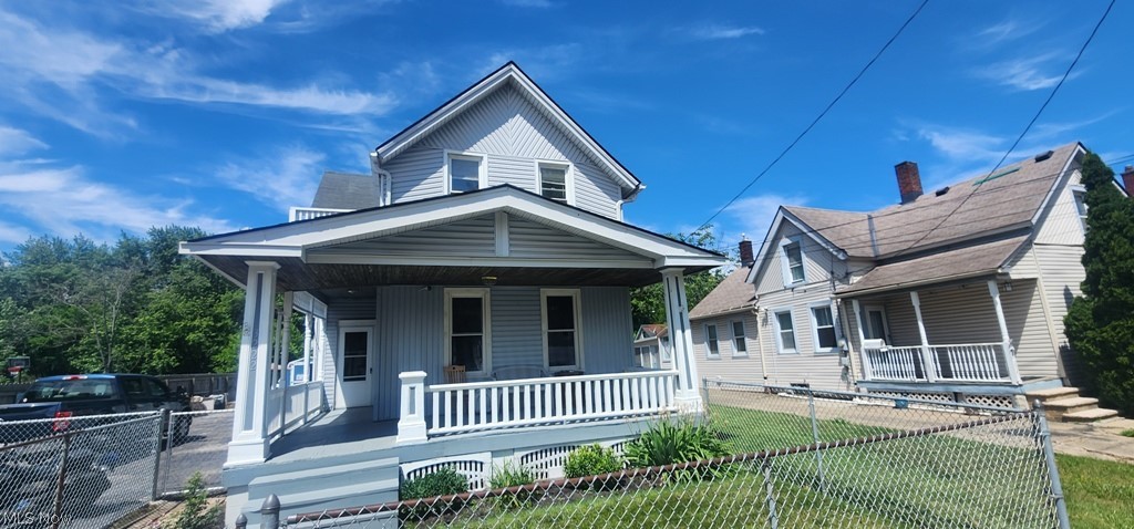3222 W 46th Street Property Photo 1