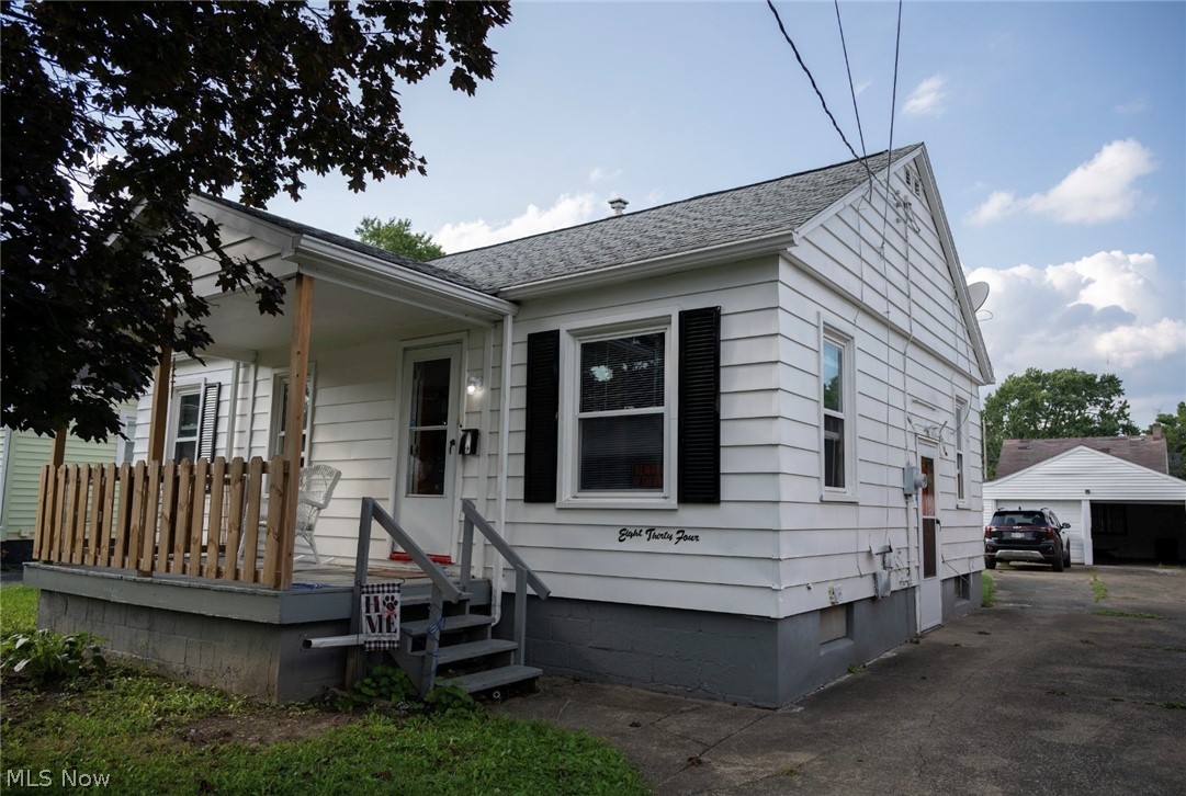 834 Cambridge Avenue Property Photo 3