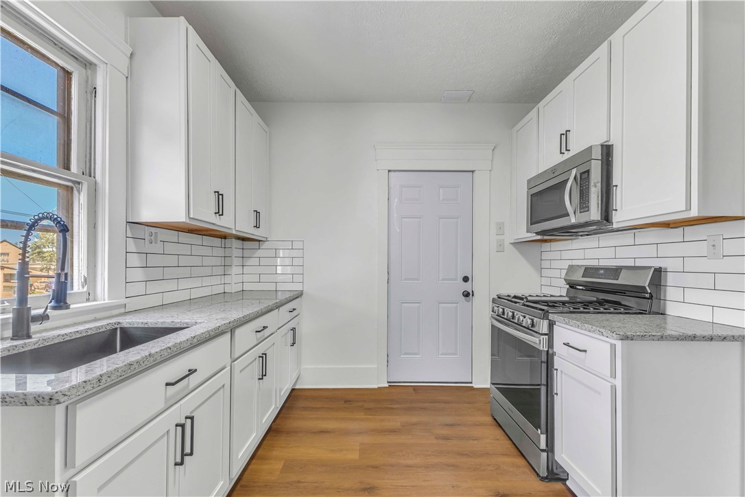909 Lake Avenue Property Photo 11