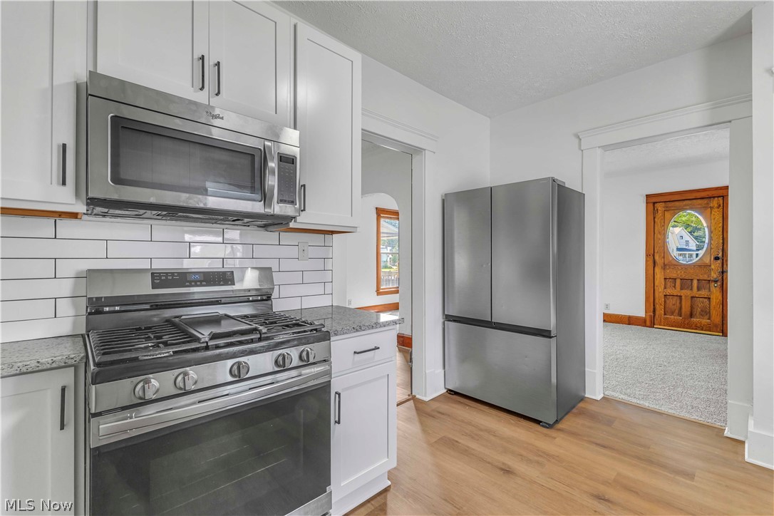 909 Lake Avenue Property Photo 12